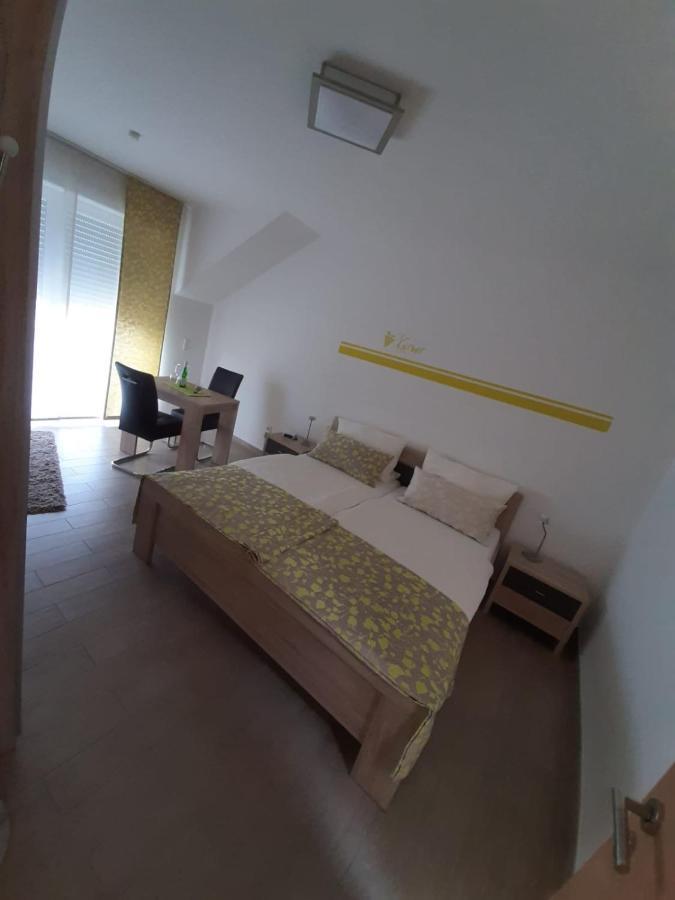 Casa La Vino Appartement Leiwen Buitenkant foto